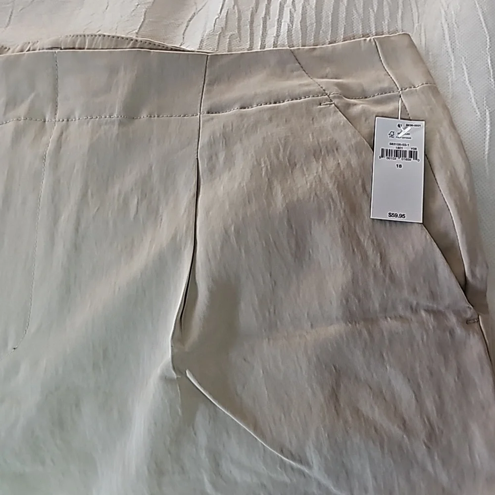 Gap Beige Softsuit Shorts